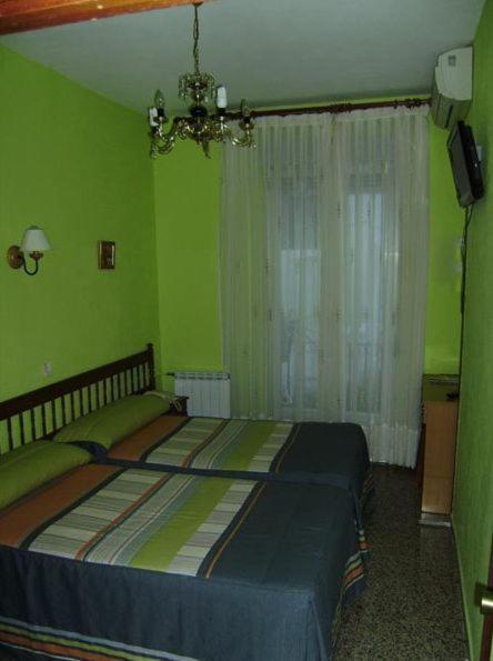 Hostal Miguel Angel Madrid Camera foto
