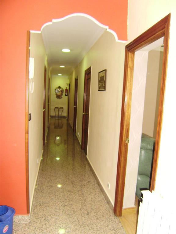 Hostal Miguel Angel Madrid Esterno foto